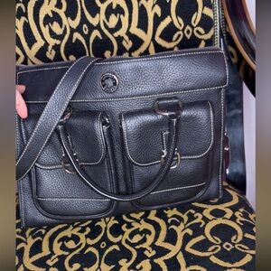 Dooney & Bourke Black Leather Shoulder Bag 👠